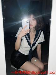 分享重庆05后在校学妹极品身材兼职在外租房(已上环)