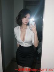 分享拉萨05后在校学妹极品身材兼职在外租房(已上环)