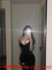 05年瑜伽老师小区公寓上课