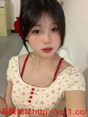 性感胸大圆挺嫩逼边操边喷水