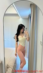 超正点的妹子还愿意舌吻