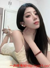 武侯俏皮性感小姐姐 的缩略图