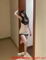 禅城兼职水多翘臀嫩妹玩得开