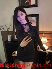 极品反差妹胸大腿长易高潮兼职