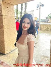 万里挑一的气质骚妹翘起小屁屁迎接大肉棒进入