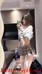 刚破处下海小萝莉好紧好敏感会夹吸