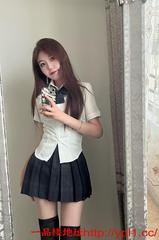 宁波北京尤物前凸后翘的极品学妹嫩逼