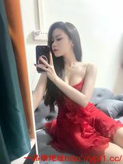 美乳白嫩辣妹粉鲍鱼