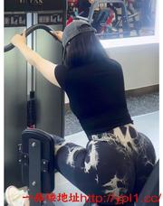 刚离婚下海顶级身材美少妇技术一流（可上门）