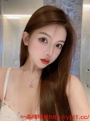 极品小妹逼嫩水多易高潮