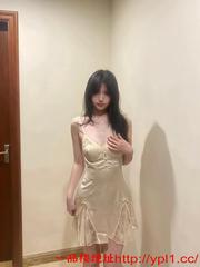 路桥兼职极品身材粉嫩学妹 的缩略图