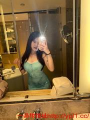 身材黄金比例前凸后翘