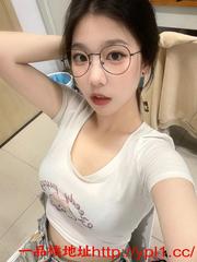 崇明两大奶子看着诱人，敏感体质高潮喊老公