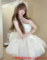 极品骚货嫩逼紧致湿滑水多妹妹