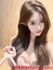 鲍鱼粉嫩小穴紧身材一流超性感