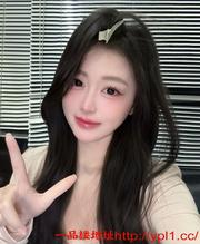 济南前凸后翘的极品嫩逼妹妹