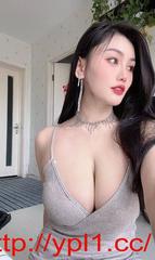 大胸御姐小七 的缩略图