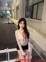 MM热情奔放，身材黄金比例，逼紧小喷泉全程配合