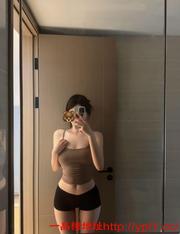 郑州紫色韵味年轻小妹性感尤物蜜桃臀