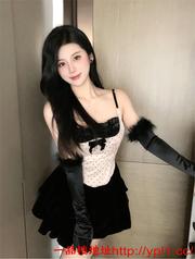 性感妹子刚兼职的巢穴粉嫩紧凑