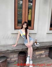 清纯甜妹乖巧缺爱要人疼