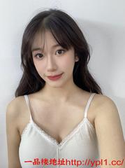 可御可甜气质小姐姐