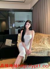 清纯白虎大奶反差小姐姐