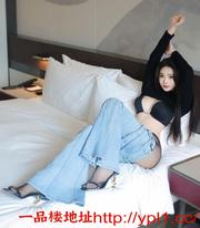 小迷妹天然巨乳，粉嫩汁多让你尽情蹂躏可上门