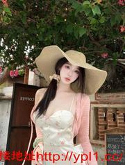 大奶紧致粉嫩学生妹