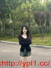 武汉幼师兼职刚下海，年轻好骗，b嫩水多