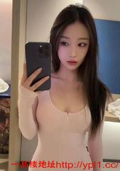 瑜伽妹妹下面超紧嫩逼水好甜