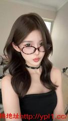 眼镜学妹兼职超级骚超级反差床上功夫了得小嫩妹一个
