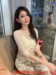 反差御姐制服诱惑 的缩略图