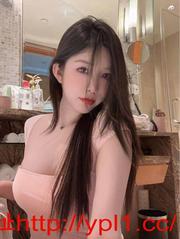 宝安小妹妹鲍鱼粉嫩多汁小穴紧致 的缩略图