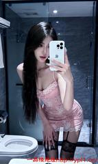 皮肤嫩滑汁水泛滥的紧致嫩妹