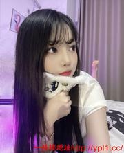 妹子新人兼职，逼紧水多，下面很嫩