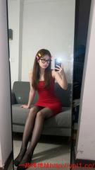 台州05年反差嫩妹骚气十足，有体验报告可视频懂男人诚信上课（可外出）