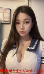 极品御姐丰乳肥臀，性格温柔，丝袜制服诱惑