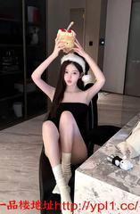 巨乳妹妹兼职赚生活费见面付款带工作室