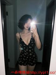 乌鲁木齐05后在校学妹极品身材粉嫩多汁兼职在外租房（可上门） 的缩略图