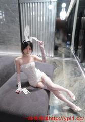 长沙市兼职女大性瘾极大晚上出来兼职水多会舔