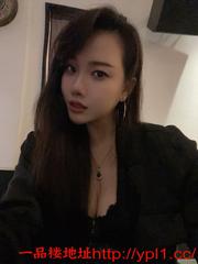 极品清纯嫩妹水很多肤白肉嫩大长腿身材火辣，前凸后翘