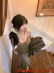 约嫩穴骚气喷泉小嫩货按住屁股猛猛操（可外出