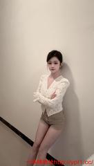 蜜桃臀多水敏感妹妹