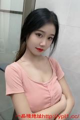 白嫩水润骚妹三点粉紧多汁