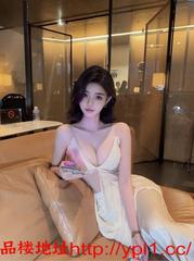 妹妹的白虎馒头穴超紧淫水直流口活超级棒【可外出上门】