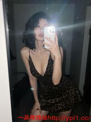 重庆市05后在校学妹极品身材粉嫩多汁兼职在外租房（可上门）