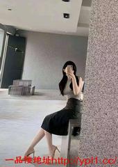 粉红鲜嫩会喷水小迷妹