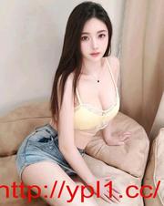 武汉皮肤白嫩胸大屁股也大丰乳肥臀