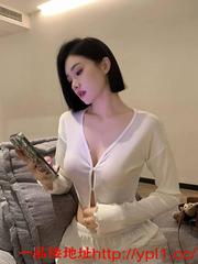 00服务女王极限反差，三点粉嫩还会喷水（值得推荐）